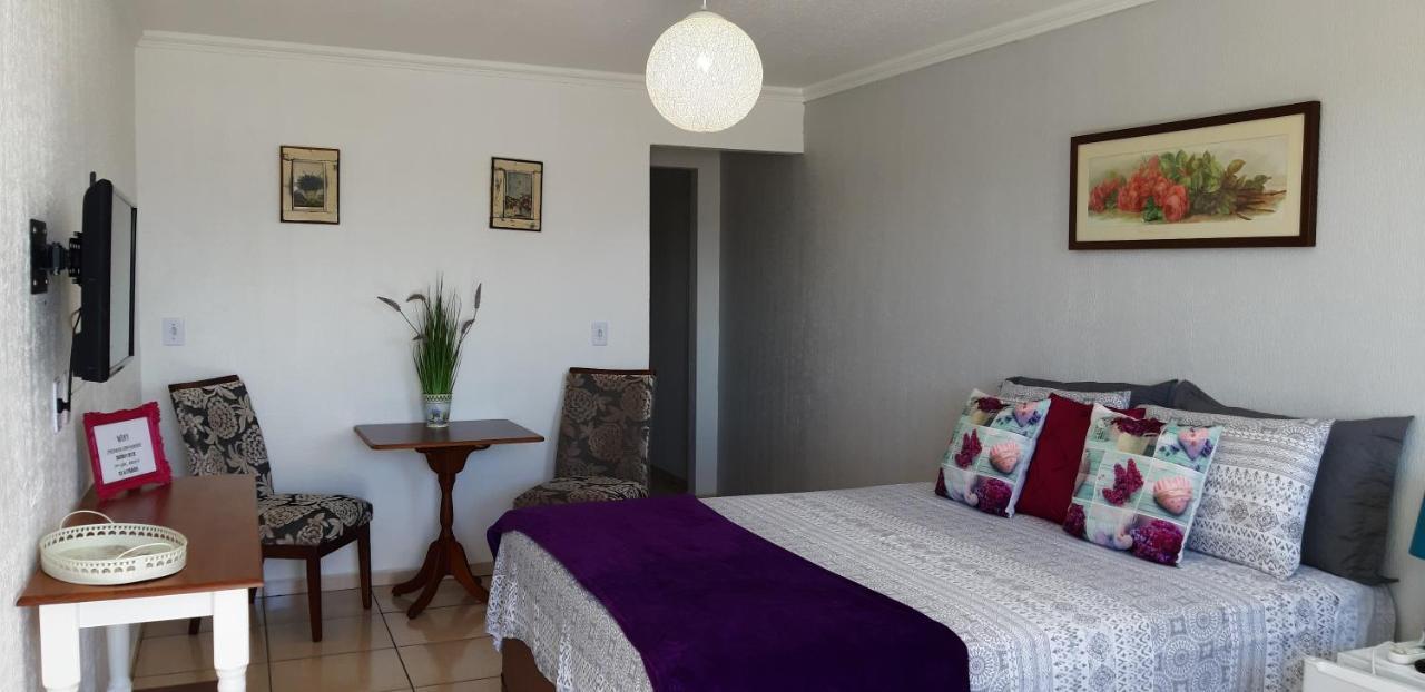Pousada Cris Garden Bed&Breakfast Foz do Iguacu Luaran gambar