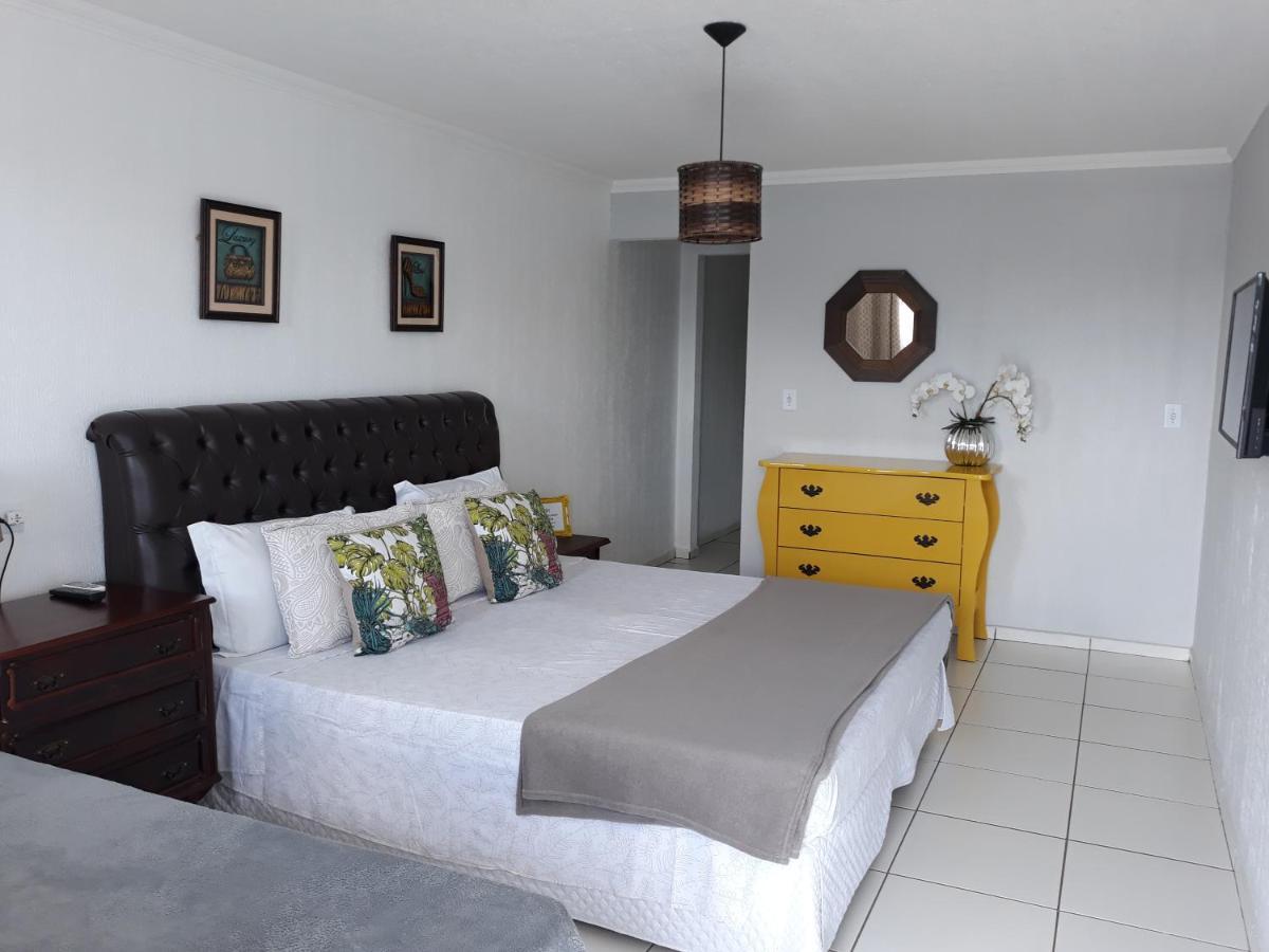 Pousada Cris Garden Bed&Breakfast Foz do Iguacu Luaran gambar