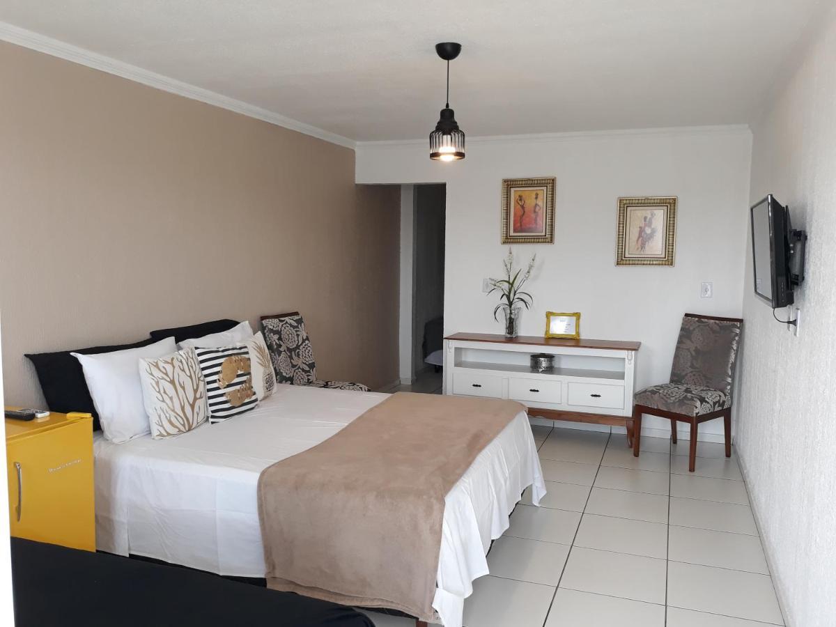 Pousada Cris Garden Bed&Breakfast Foz do Iguacu Luaran gambar